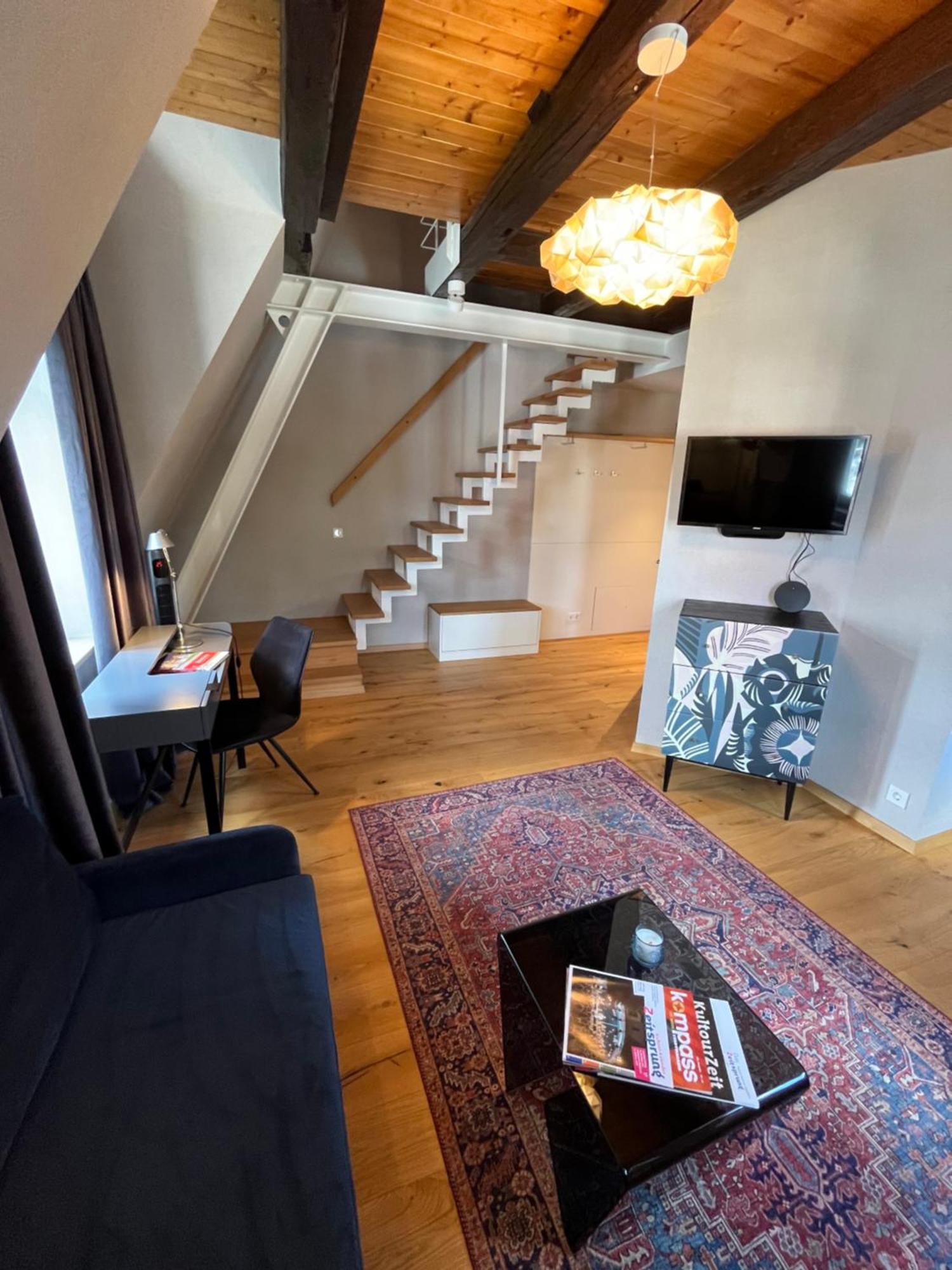 Apartmenthaus Am Dom Mit Parkplatz Цвиккау Экстерьер фото