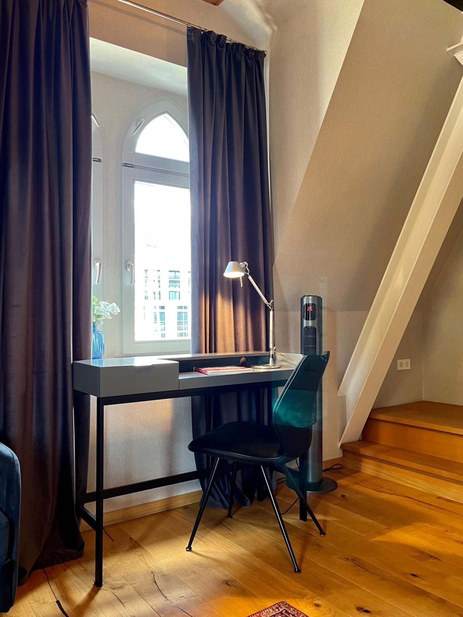 Apartmenthaus Am Dom Mit Parkplatz Цвиккау Экстерьер фото